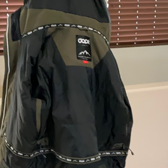 DOPE Winter Jacket - Picture 10 of 11